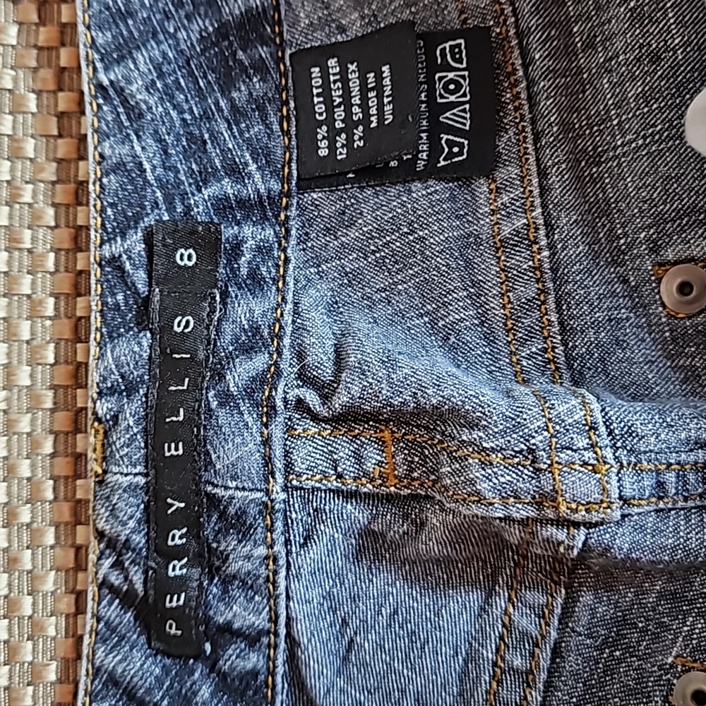 Perry Ellis Jeans 5 pocket Size 8 - Picture 7 of 10